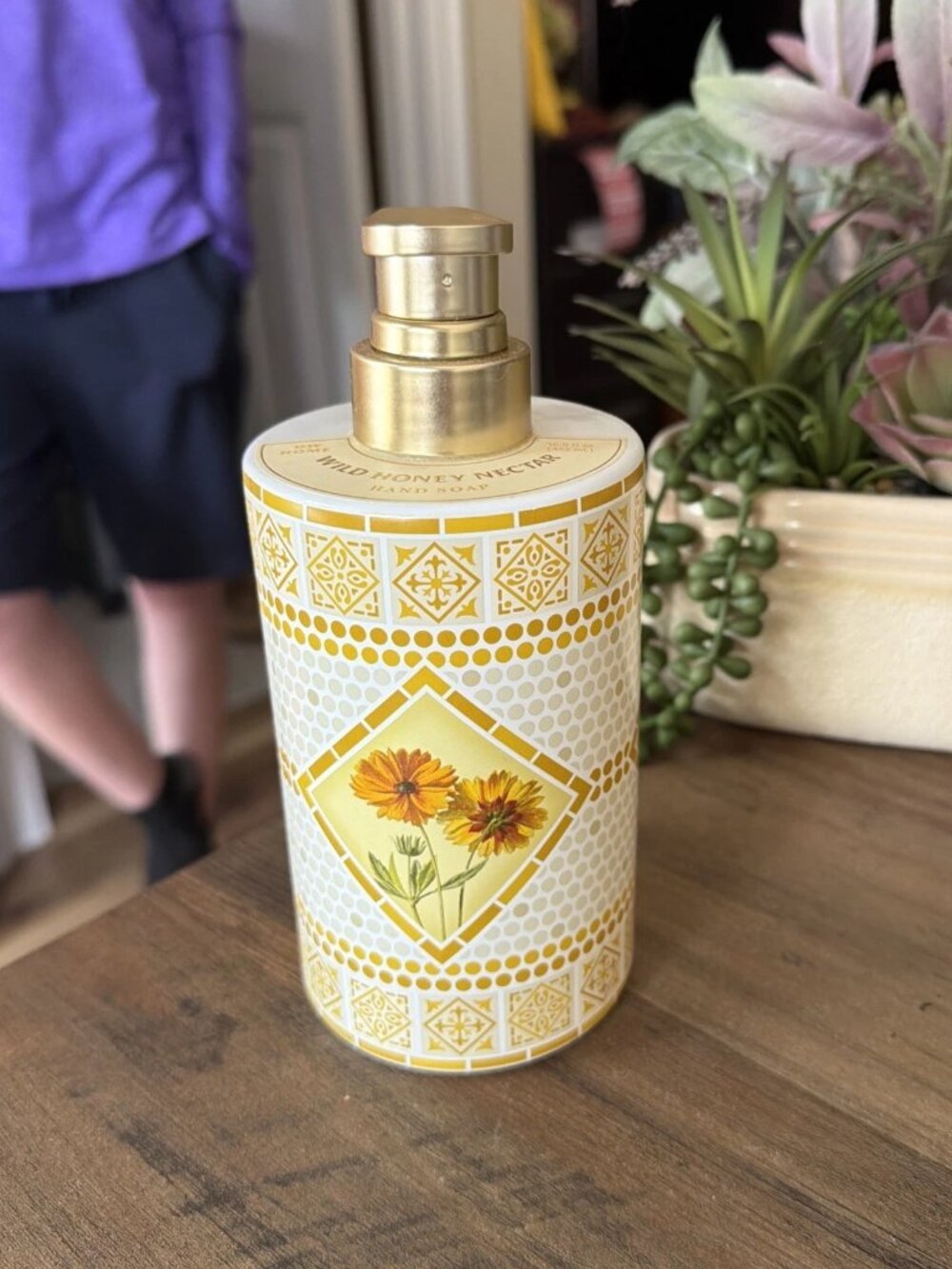 DW Home Wild Honey Nectar Hand Soap - 16 fl. oz - Decorative Dispenser